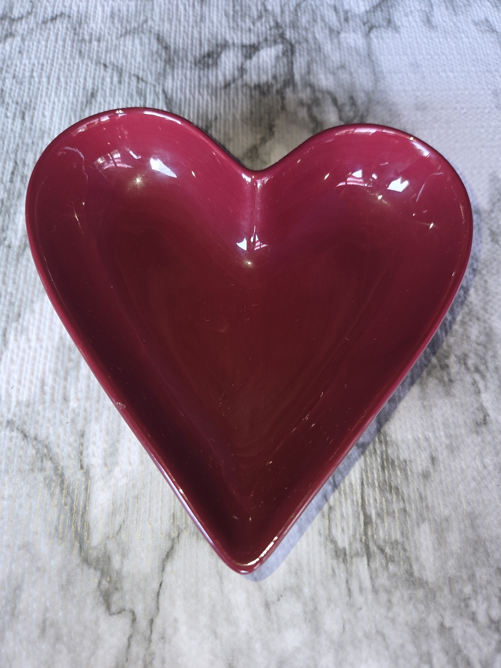 Heart-Shaped Ceramic Serving Bowl Simple Additions In Deep Raspberry Pink